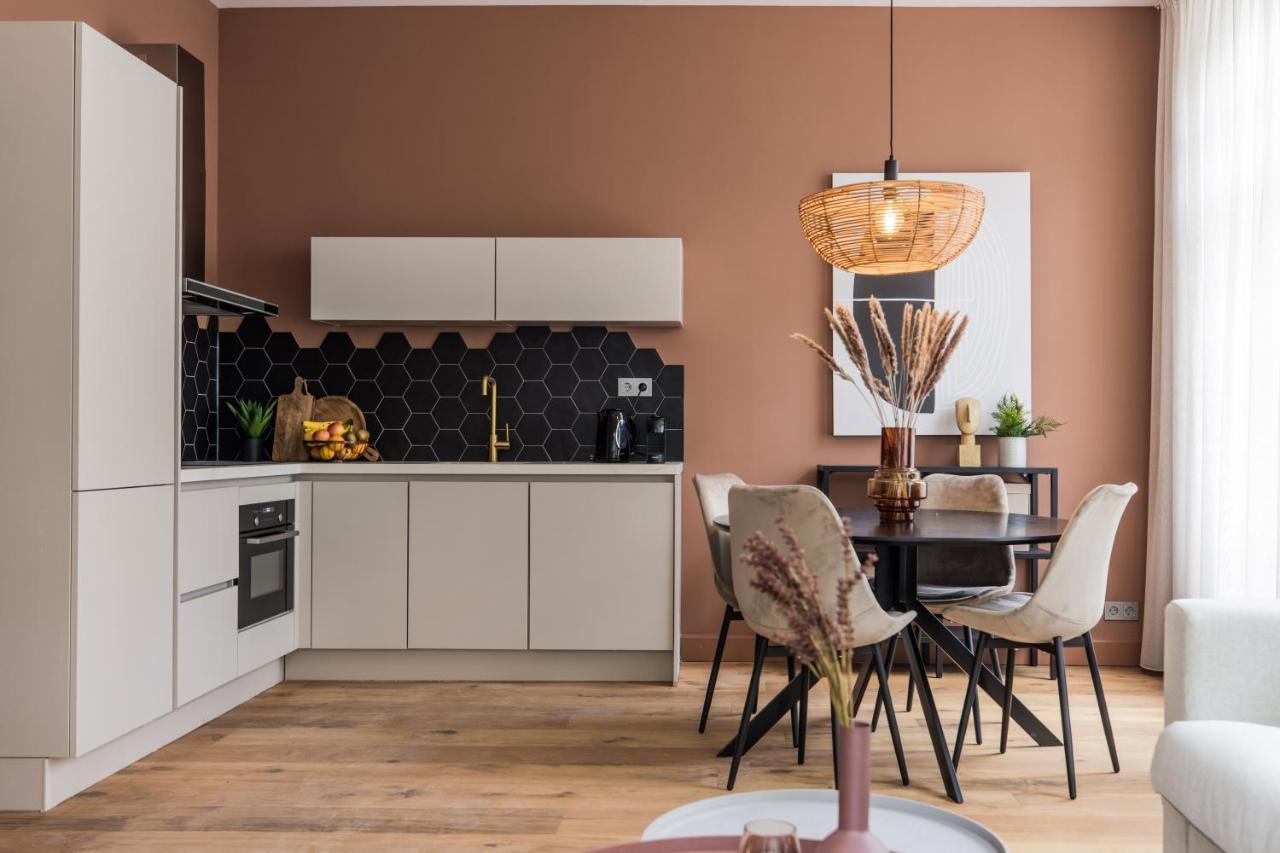 Excellent Listing 'Shiraz' Lejlighed Haag Eksteriør billede